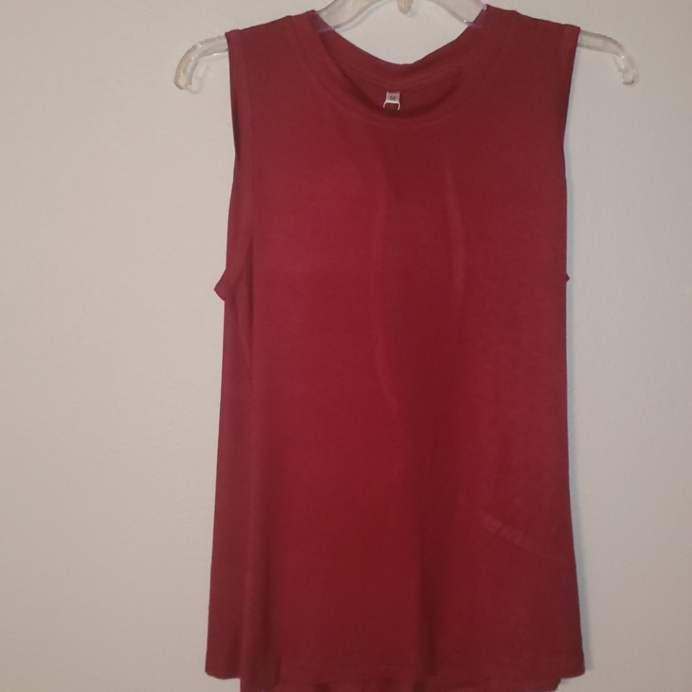 Mippo red sleeveless top.